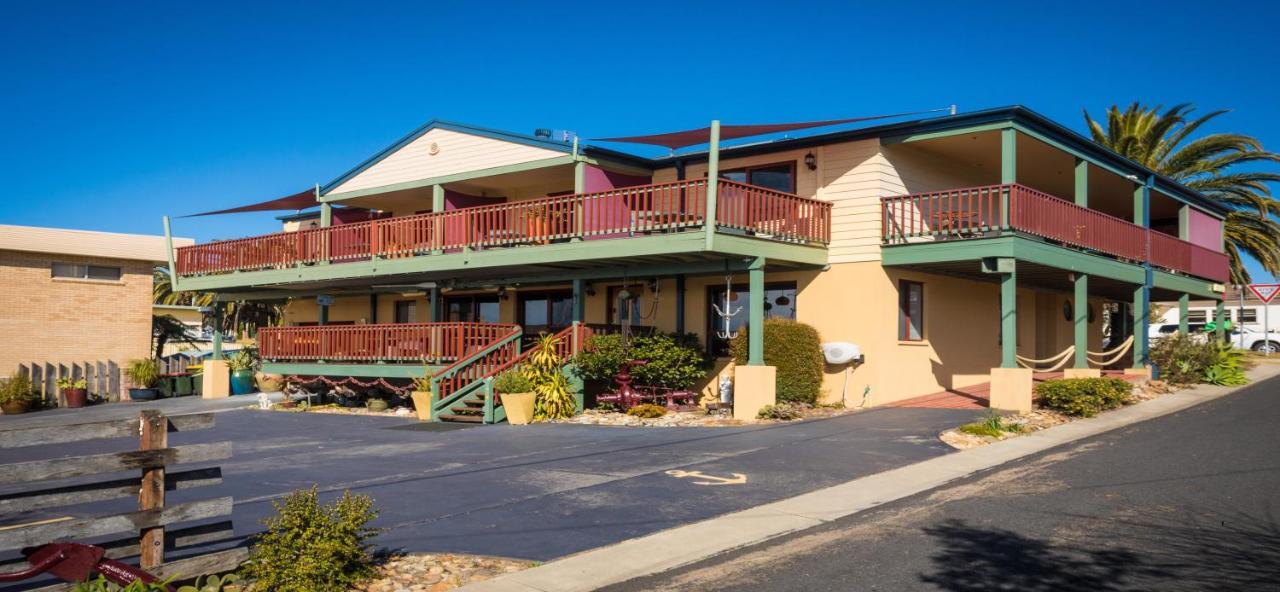 Anchors Aweigh - Adult & Guests Only Hotel Narooma Eksteriør billede